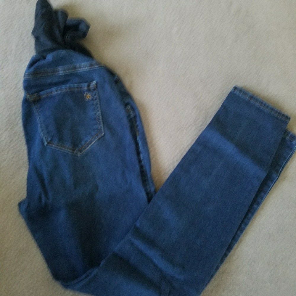 Jessica Simpson Maternity Jeans